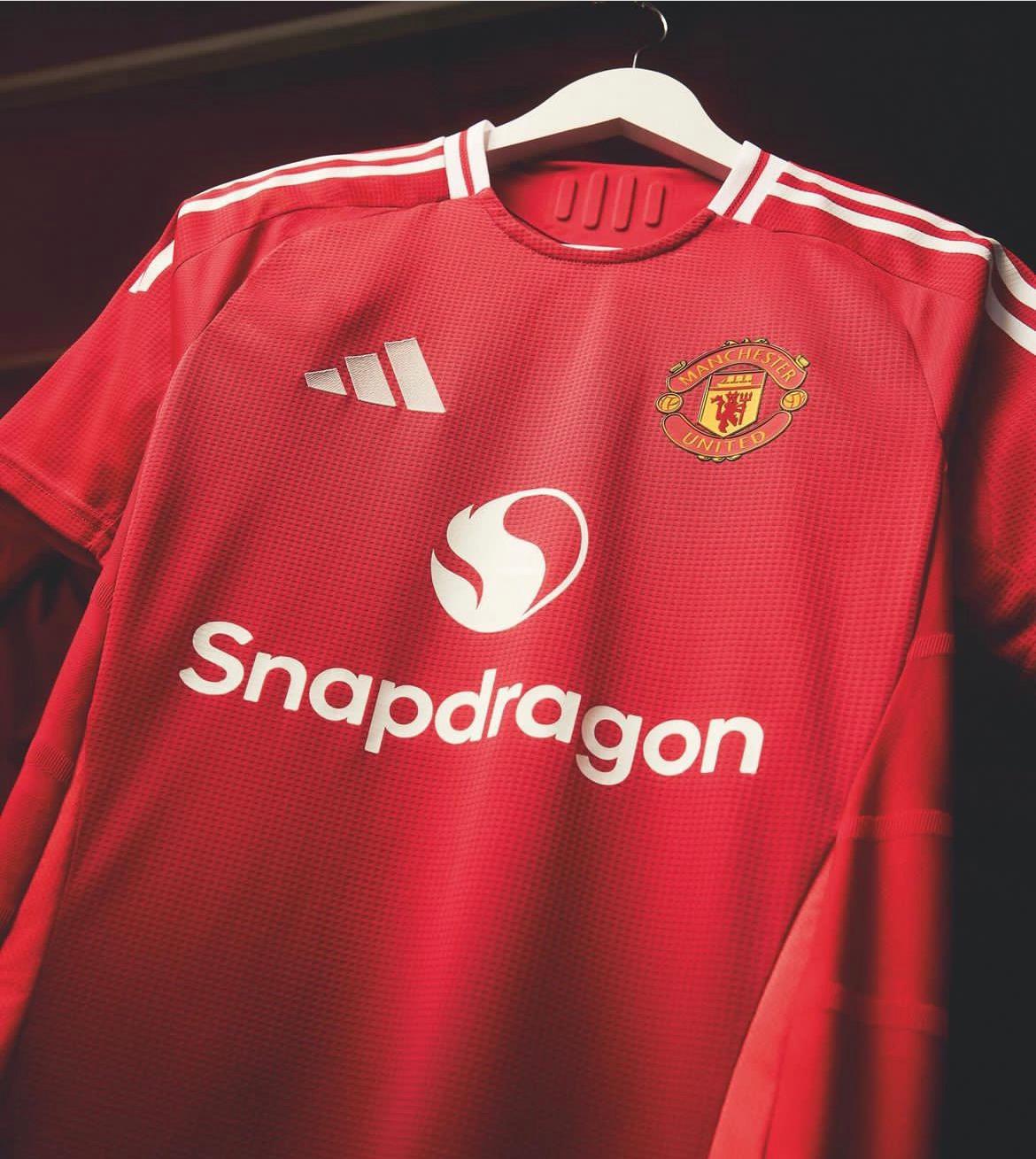 Manchester United Home 24 25